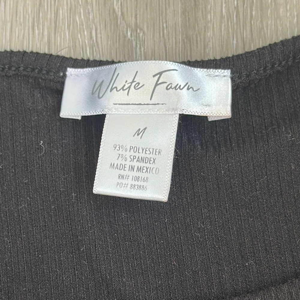 Black Ruched Top size medium - Picture 3 of 8